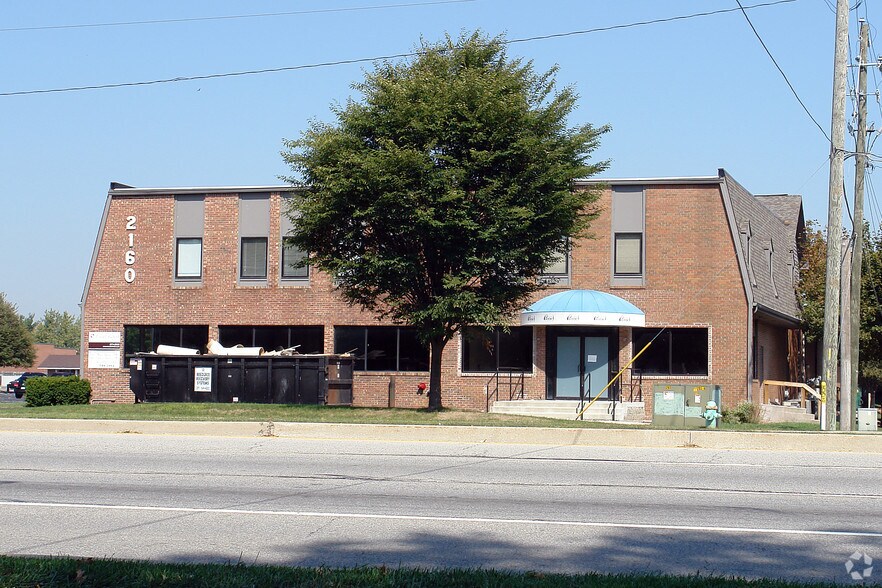 More Photos Of 2160 W 86th St, Indianapolis Medical For Lease