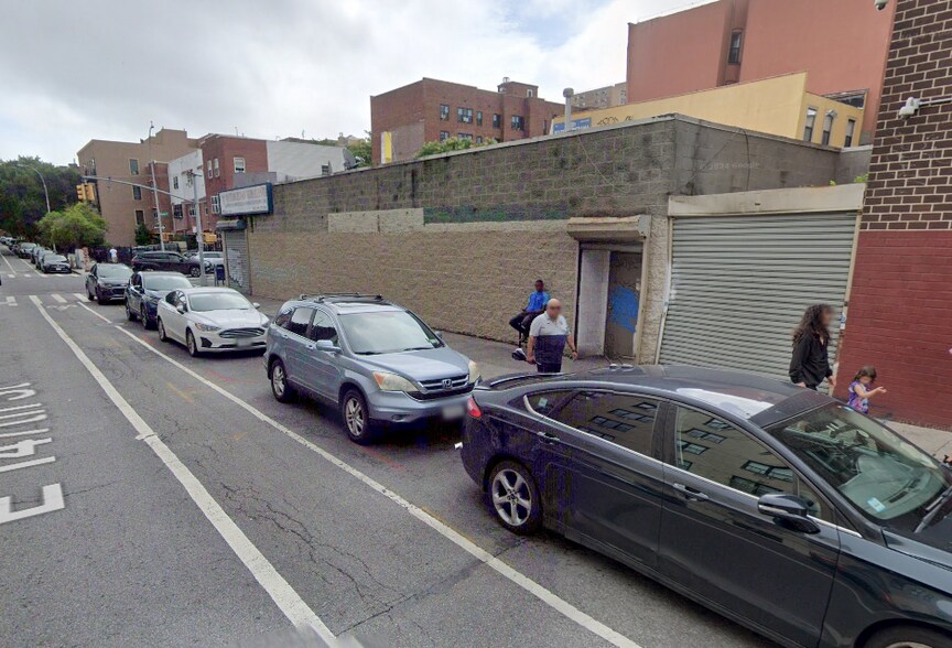 More Photos Of 489 Brook Ave, Bronx General Retail For Sale