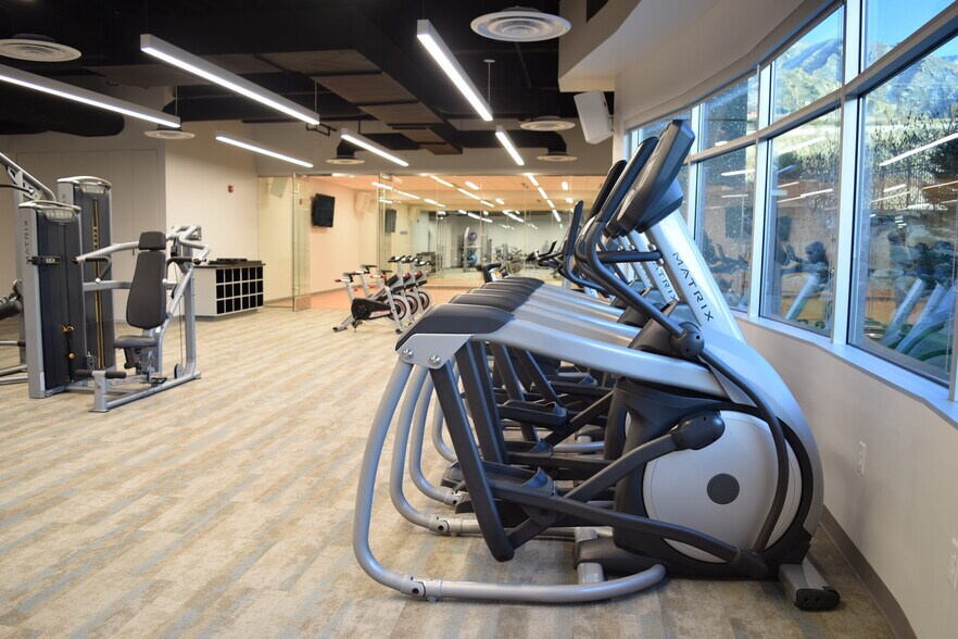 More Photos Of 6440 S Millrock Dr, Salt Lake City Office For Lease