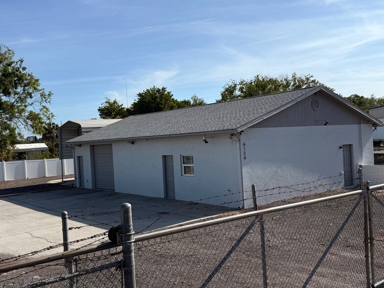 More Photos Of 6129 Siesta Ln, Port Richey Warehouse For Lease