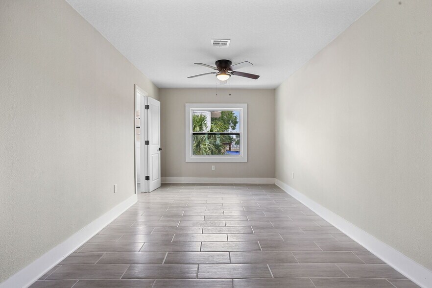 More Photos Of 209 N 14th St, Leesburg Office Residential For Sale