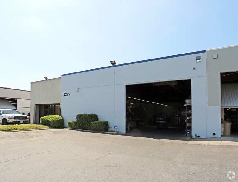 More Photos Of 9225 Greenleaf Ave, Santa Fe Springs Warehouse For Lease