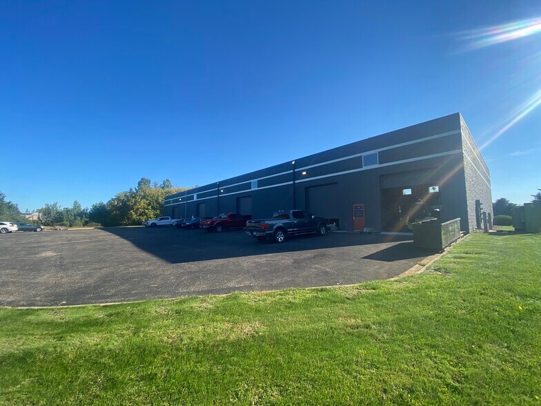 More Photos Of 14050 NE Lincoln St, Ham Lake Manufacturing For Lease