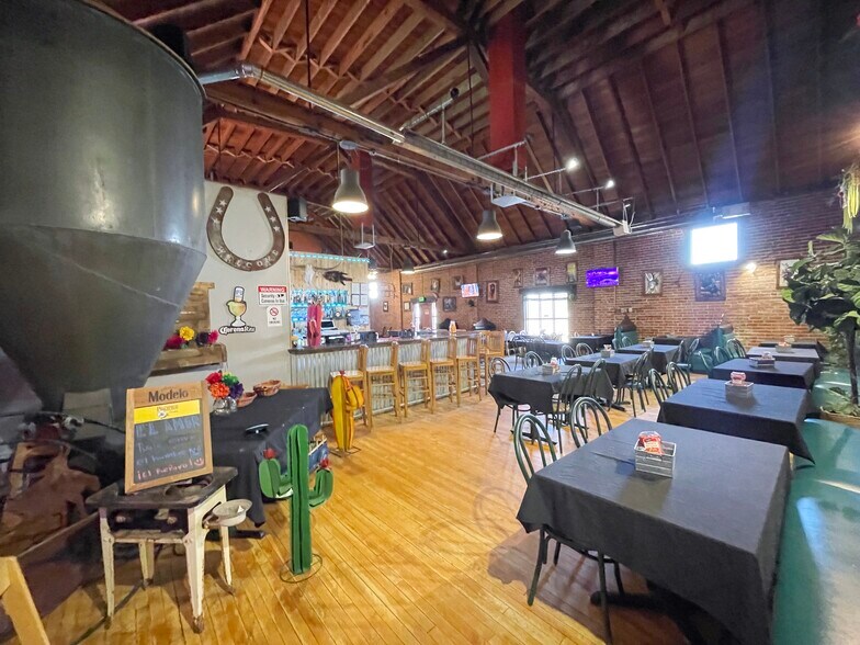 More Photos Of 815 7th St, Fort Lupton Restaurant For Sale