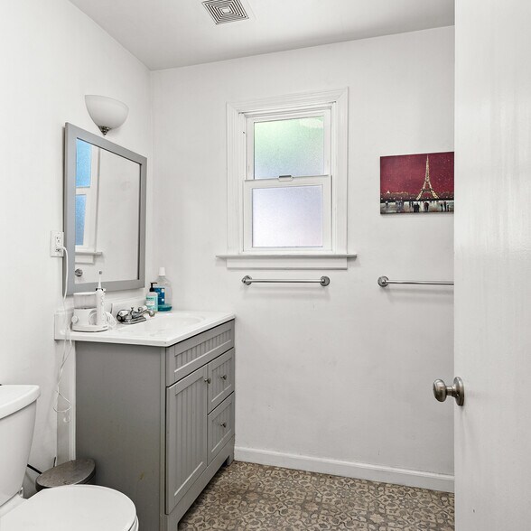 More Photos Of 595 Boyes Blvd, Sonoma Apartments For Sale