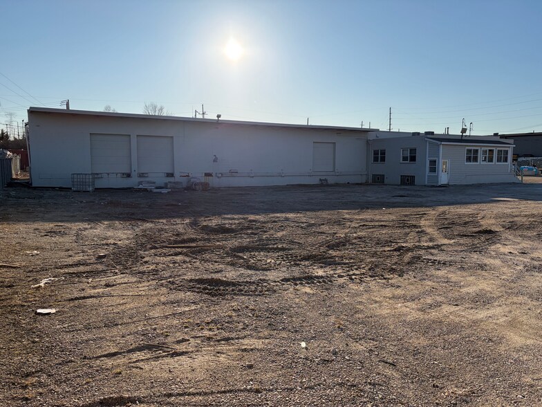 More Photos Of 1285 Aurora Avenue Ln, Aurora Warehouse For Lease
