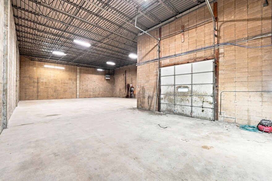 More Photos Of 21 Highway 17, East Rutherford Industrial For Lease