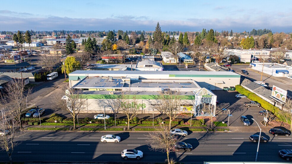 More Photos Of 1465 W 7th Ave, Eugene Freestanding For Sale