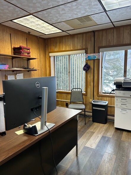 More Photos Of 2001 Market St, Ashland Manufacturing For Lease