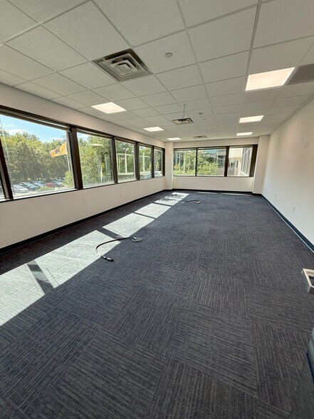 More Photos Of 120 Eagle Rock Ave, East Hanover Office For Sale