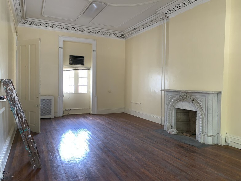 More Photos Of 423 James St, Syracuse Office Residential For Sale
