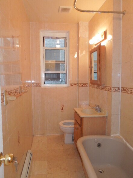 More Photos Of 466 Prospect Pl, Brooklyn Apartments For Sale