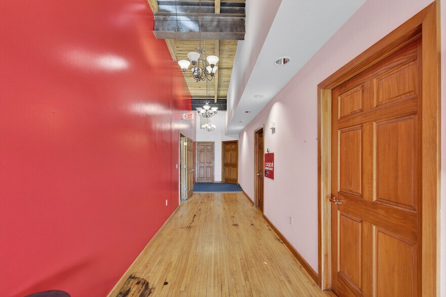 More Photos Of 510 College Ave, Racine Storefront Retail Office For Sale