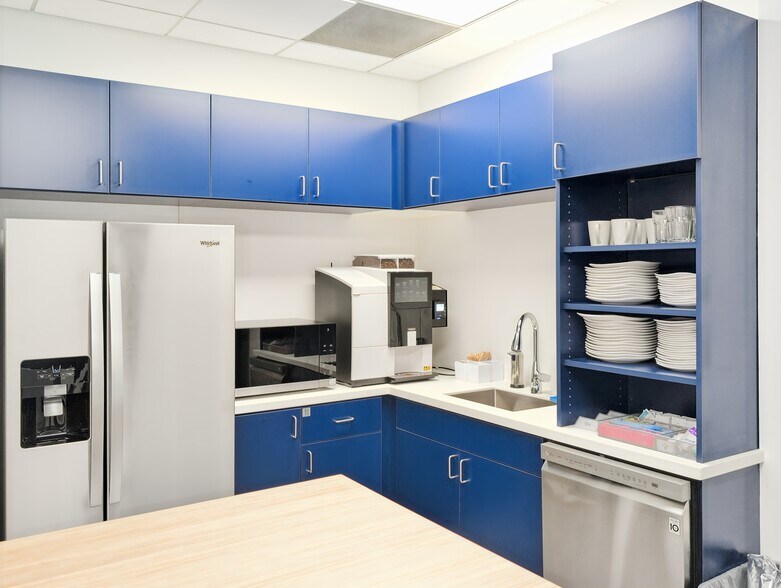 More Photos Of 4285 Morse Rd, Gahanna Coworking Space