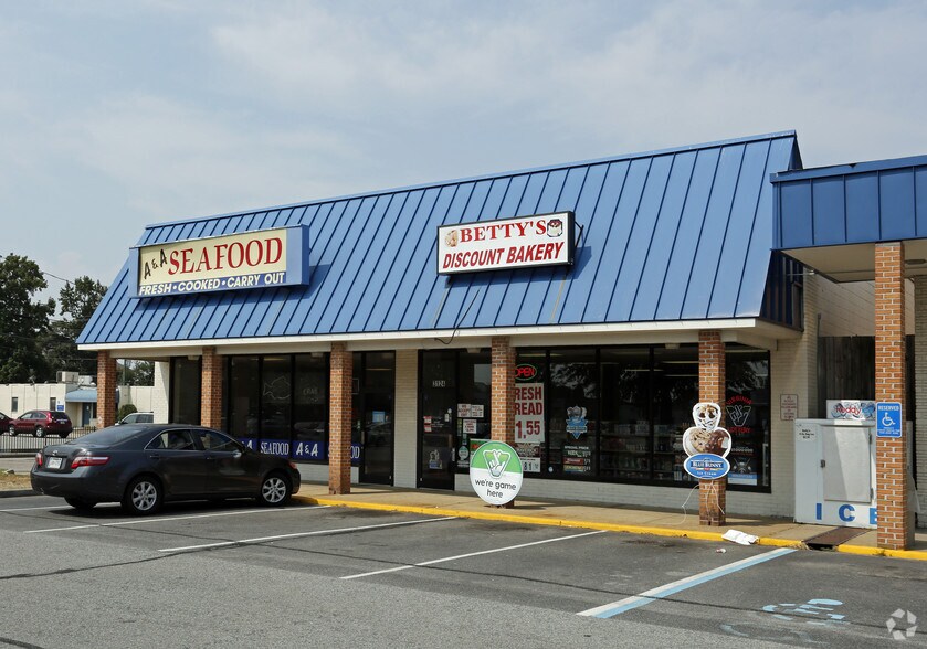 More Photos Of 3100-3120 High St, Portsmouth General Retail For Lease