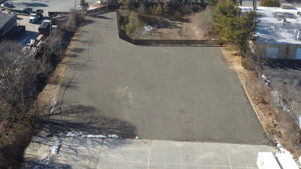 Primary Photo Of 1724 5th Ave, Bay Shore Land For Lease