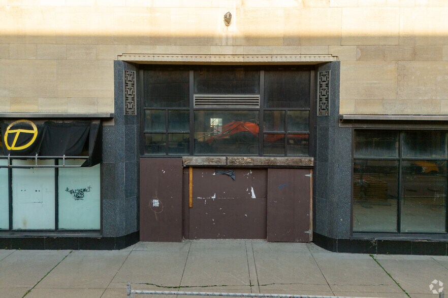 More Photos Of 369-377 Main St, Buffalo Office For Sale