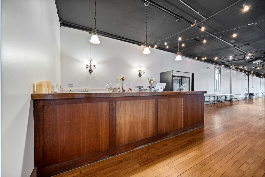 More Photos Of 144 W Liberty St, Wooster Office For Sale