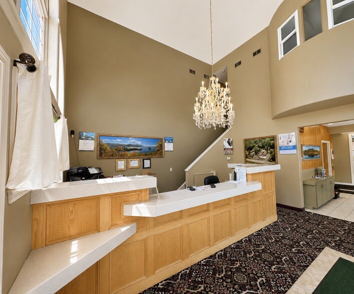 More Photos Of 1545 Us-9, Lake George Hotel For Sale