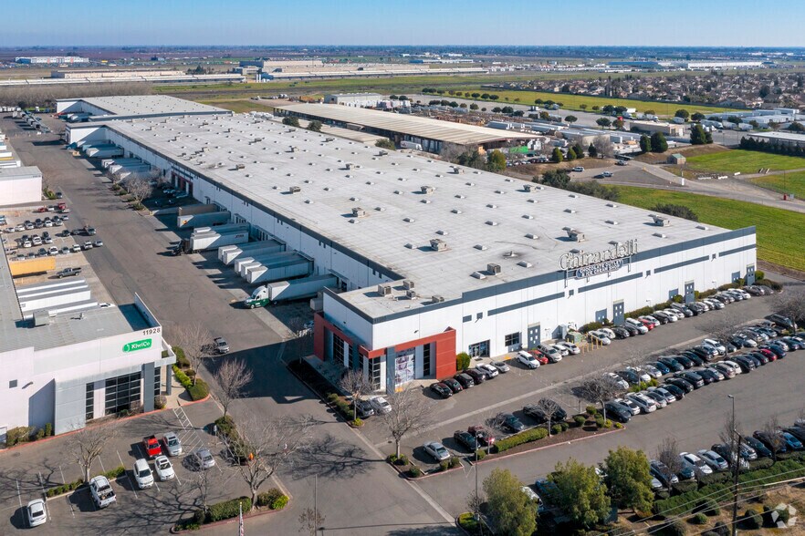 More Photos Of 11980 S Harlan Rd, Lathrop Distribution For Lease