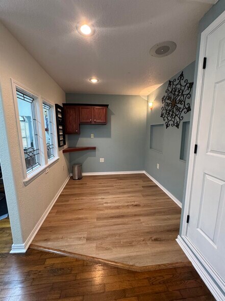 More Photos Of 2567 Highway 365, Port Arthur Storefront Retail Office For Sale