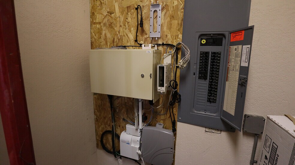 More Photos Of 3425 Hobson Rd, Fort Wayne Storefront Retail Office For Sale