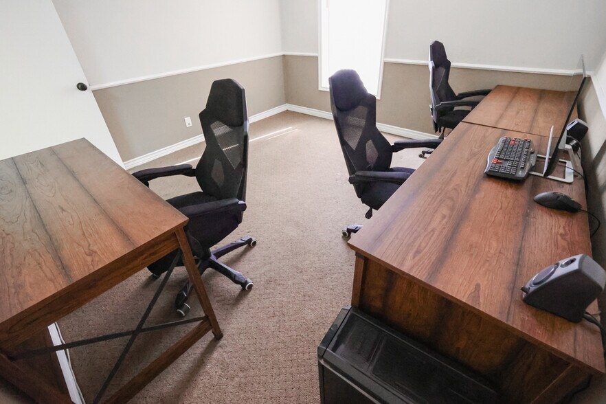 More Photos Of 1800 E Garry Ave, Santa Ana Office For Sale