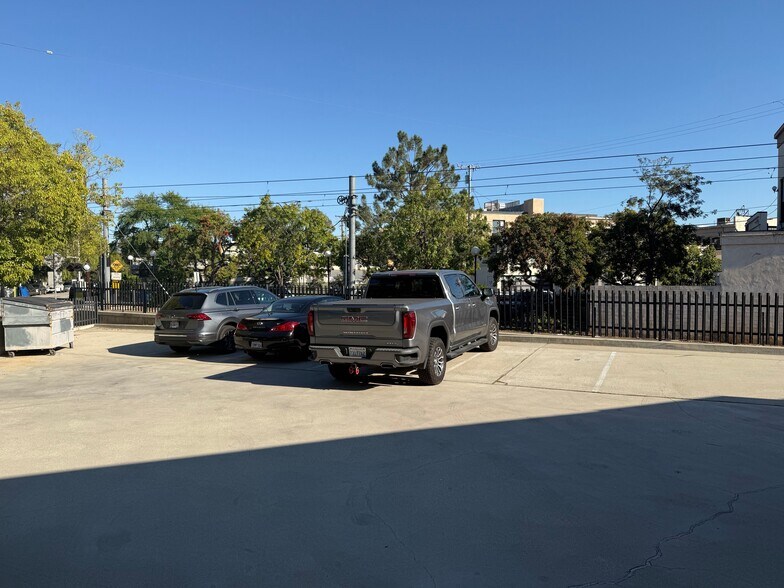 More Photos Of 1015 Hope St, South Pasadena Warehouse For Lease