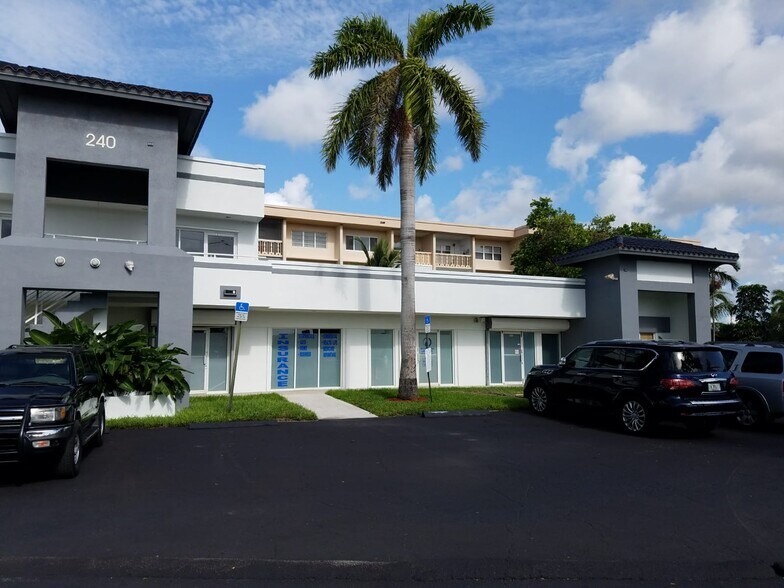More Photos Of 240 Old Federal Hwy, Hallandale Beach Office For Lease