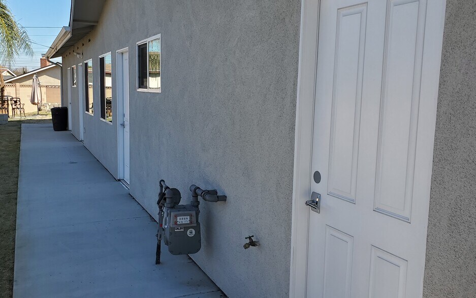 More Photos Of 7245 Harding Cir, Buena Park Specialty For Sale