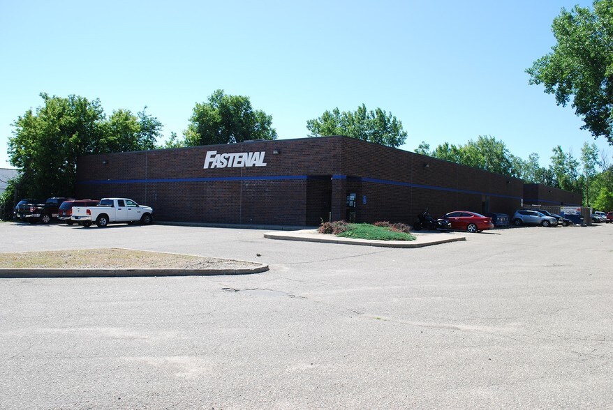 More Photos Of 6268 Highway 101, Shakopee Warehouse For Lease
