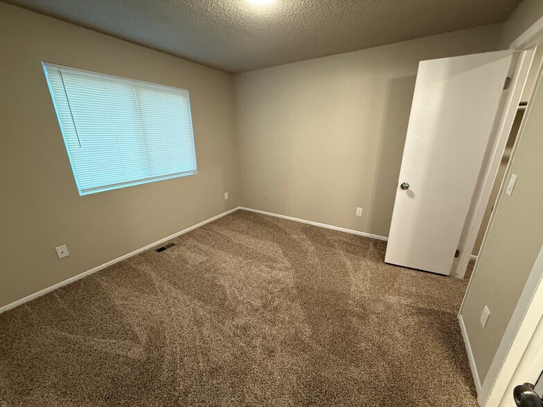 More Photos Of 1013 Bennett Ave, Colorado Springs Multifamily For Sale