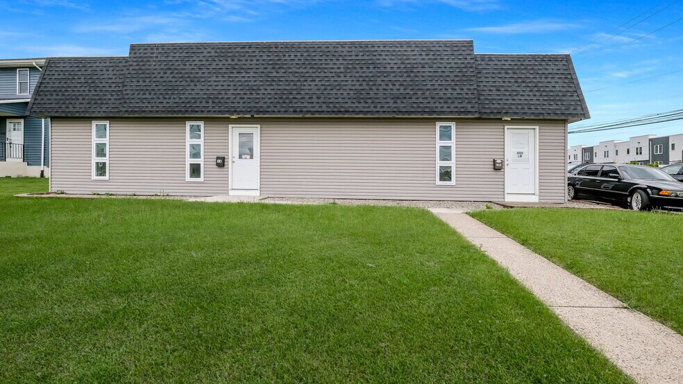 More Photos Of 400 Lincoln Ave, Hatboro Light Distribution For Sale