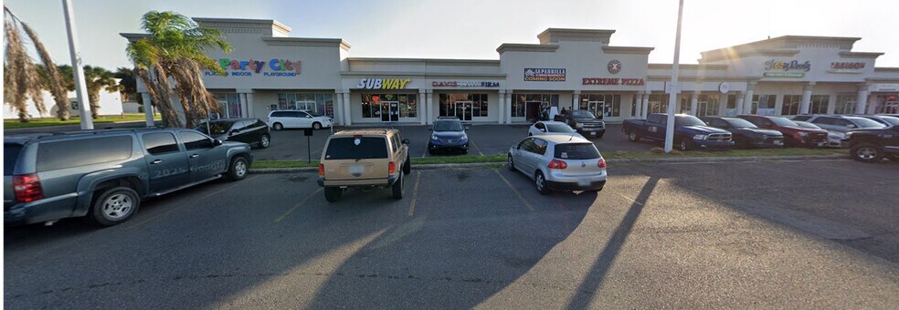 More Photos Of 107 W Nolana Ave, McAllen Freestanding For Sale