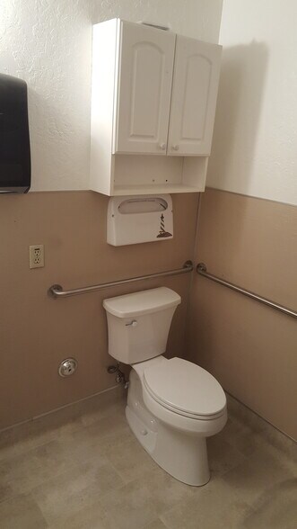 More Photos Of 958 San Leandro Ave, Mountain View Research And Development For Lease