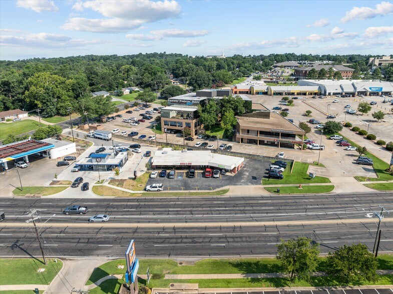 More Photos Of 1816 E Southeast Loop 323, Tyler General Retail For Sale