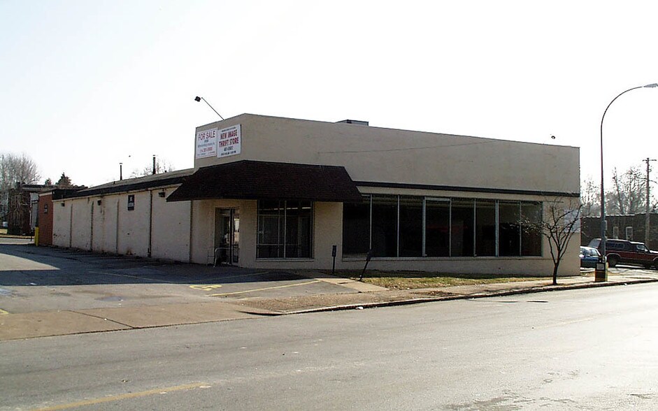 More Photos Of 5324 Virginia Ave, Saint Louis Freestanding For Sale