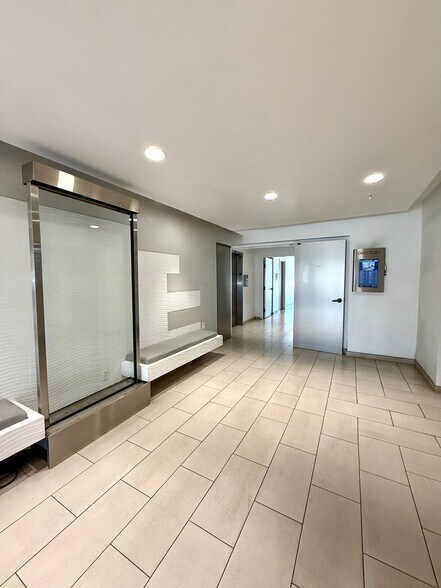 More Photos Of 4940 Van Nuys Blvd, Sherman Oaks Medical For Lease