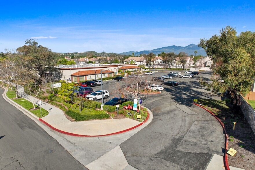 More Photos Of 29472 Avenida de las Banderas, Rancho Santa Margarita Medical For Lease
