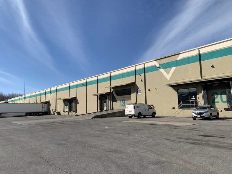 Primary Photo Of 4490 Steelway Blvd S, Liverpool Warehouse For Lease