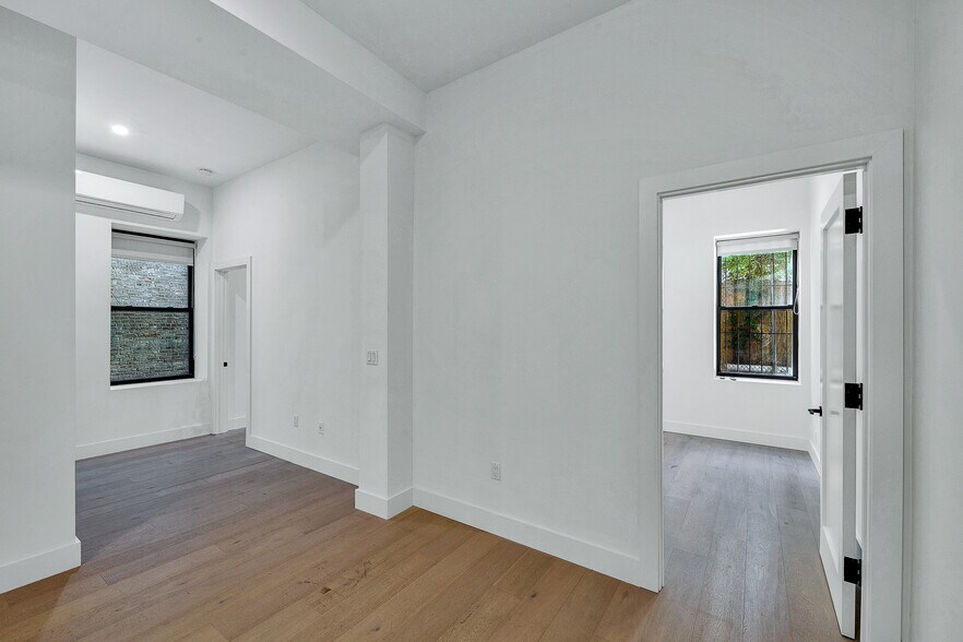 More Photos Of 245 Eldridge St, New York Apartments For Lease