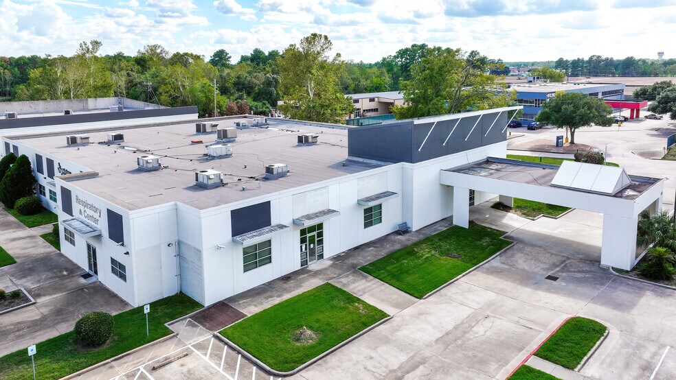 More Photos Of 845 Cypress Creek Pky, Houston Unknown For Lease