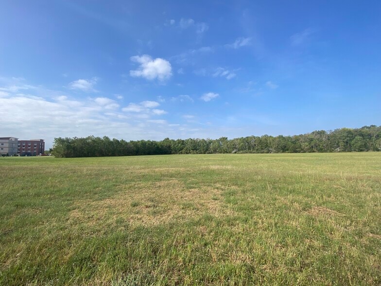More Photos Of 19.376 Acres off Walden @ IH 10, Beaumont Land For Sale