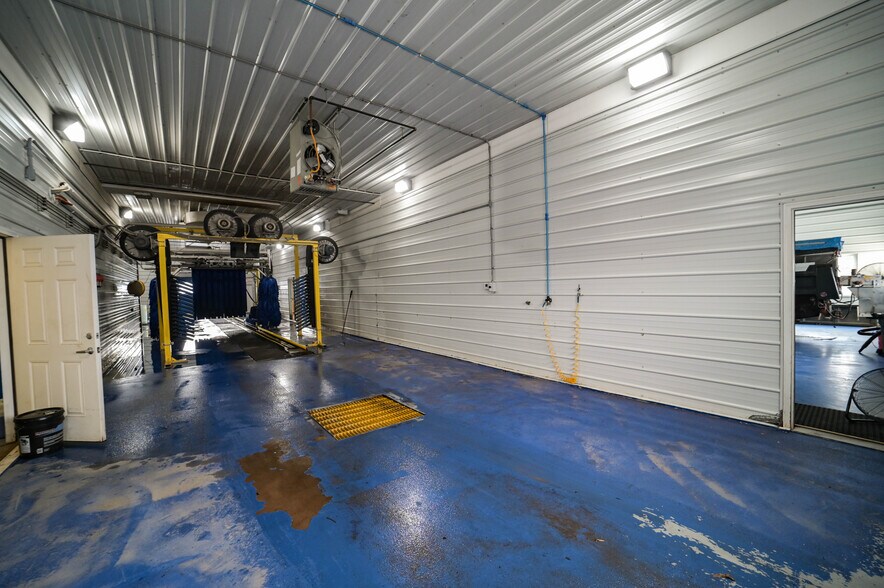 More Photos Of 1700 Oriskany W st, Utica Carwash For Sale