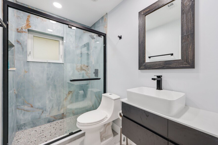 More Photos Of 830 SE 22nd Ave, Pompano Beach Apartments For Sale
