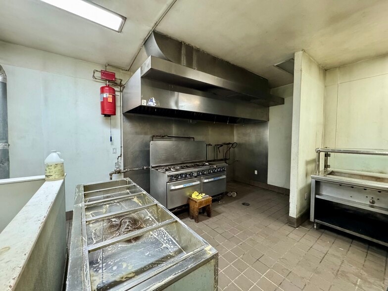 More Photos Of 637 Rogers Ave, Brooklyn Storefront Retail Residential For Sale