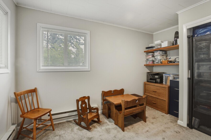 More Photos Of 24 Water St, Hammondsport Hotel For Sale