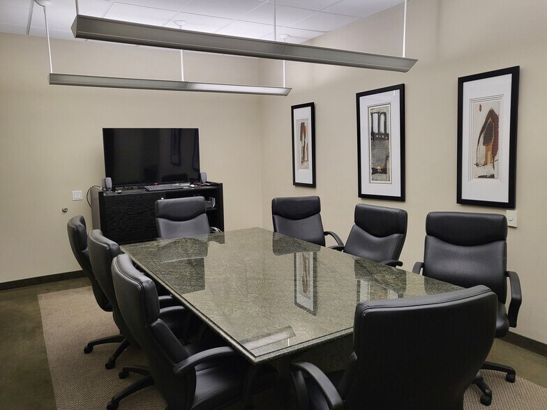 More Photos Of 27951 Smyth Dr, Valencia Office For Sale