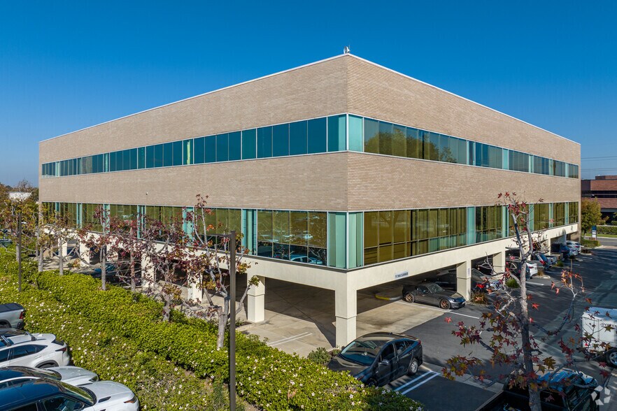 More Photos Of 43 Corporate Park, Irvine Office For Lease