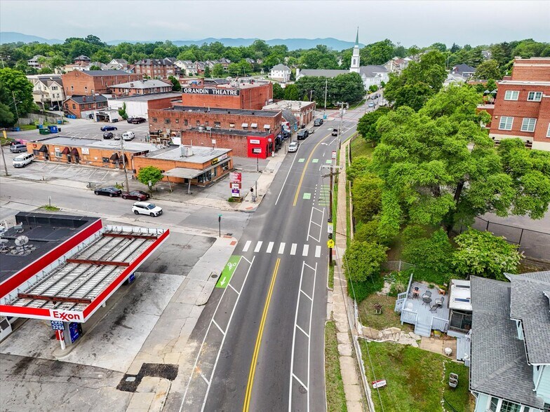 More Photos Of 1911 Memorial Ave SW, Roanoke Office For Sale